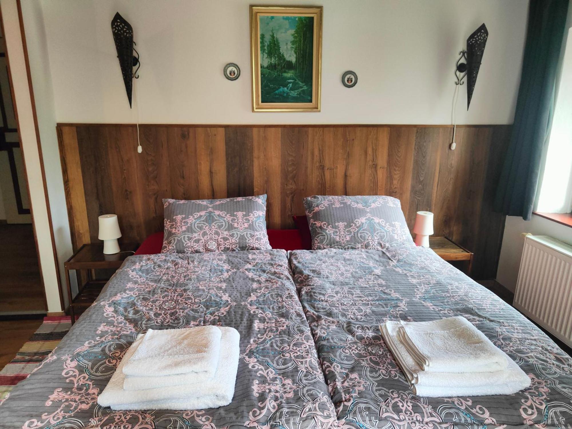 Bed And Breakfast Tvrz Velka Bukovina Экстерьер фото
